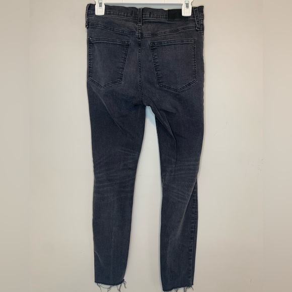 Madewell 9 Inch Mid-Rise Skinny Jeans Ripped Knee Edition Size 27 - Picture 4 of 14